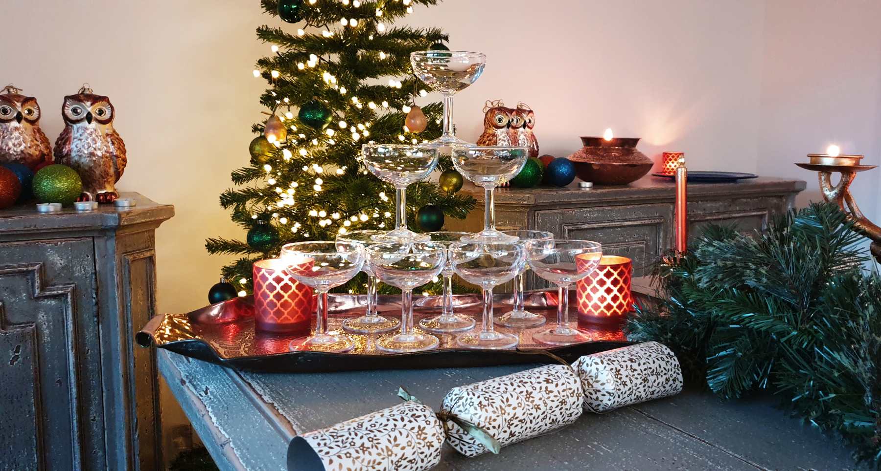 Enchanted forest winter wedding decor.