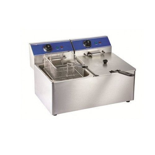 Table top fryer with two sections